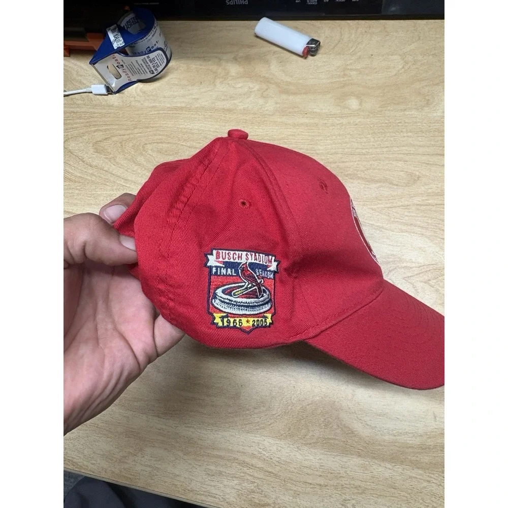 New Era St Louis Cardinals Busch Stadium Final Season 1966-2005 Adjustable Hat